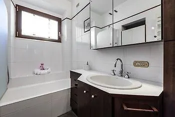 Suitelowcost - San Babila Duomo Milan