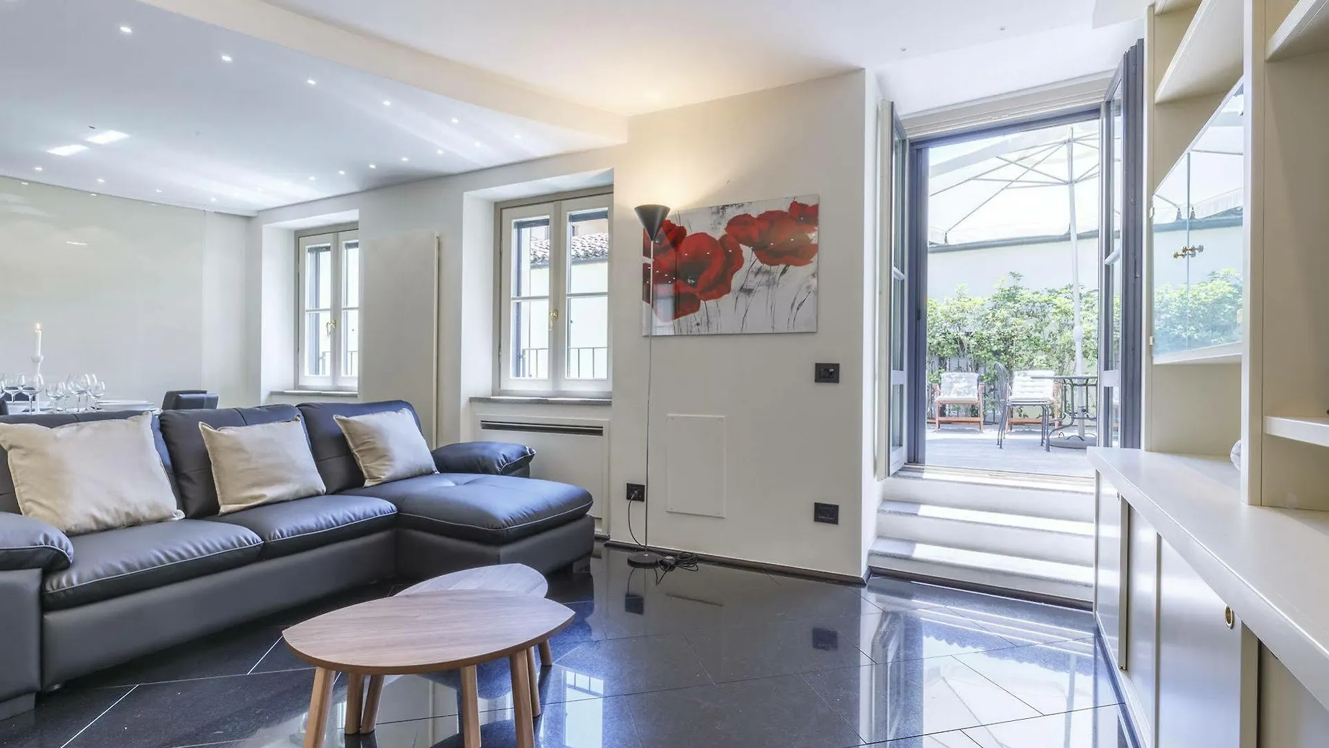 Suitelowcost - San Babila Duomo Milan 0*,